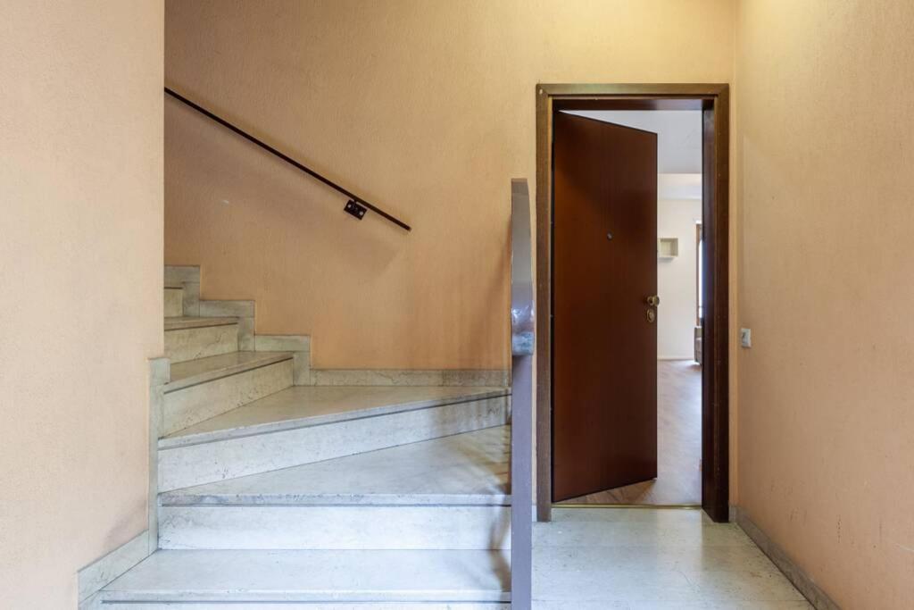 Lazzi - A.C. - Wi-Fi - Flexyrent Apartment Milan Luaran gambar