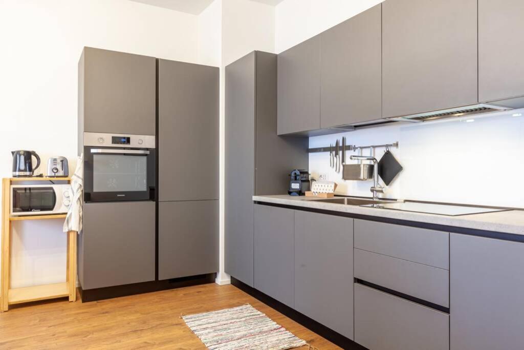 Lazzi - A.C. - Wi-Fi - Flexyrent Apartment Milan Luaran gambar